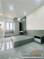 Bán nhà xây mới Hồ Sen