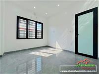 Nhà xây mới Thiên Lôi- ô tô đỗ ngày đêm 24/24 