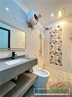 Nhà Xây Mới - Sân Cổng Riêng - Ô Tô Sát Nhà Tại Phố Hoàng Quý - Tô Hiệu