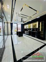 - Bán nhà 135m2 khu đường Chợ Hàng Hải Phòng. 