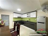 - Nhà 3.5 tầng dân xây Lô 22 Lê Hồng Phong, Hải Phòng.