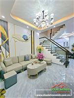 - Đường Hồ Sen Lê Chân nhà cách đường 20m. 