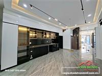 - SÂN CỔNG ÔTÔ - SÂN SAU HỒ CÁ KOI VƯỜN TIỂU CẢNH - THANG MÁY. 