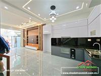 - Bán nhà 4 tầng 66,5m² ngang 5m. Sân cổng khu Chợ Hàng - Hồ Sen - Aeonmall. 