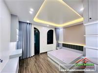 - Một căn nhà 3 mặt thoáng ở Phương Lưu - Hoàng Thế Thiện gần đường Lê Hồng Phong  