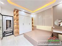 - Nhà mới xây 4 tầng độc lập Aeon Mall - cách mặt đường chỉ 10m 