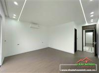 - Nhà mặt đường lô góc 5 tầng khu Thiên Lôi điểm kinh doanh  - Diện tích: 75m2 ngang 5m  - Kết cấu công năng gồm: gara để xe 