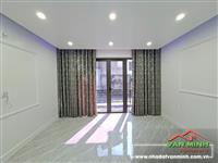 - Nhà 91m² mặt ngõ Chợ Hàng Cũ Lê Chân. - Sân cổng, thang máy chờ, tầng 1 có phòng ngủ. - Công năng: 4 phòng ngủ, 4 WC, bếp +