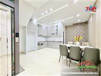 Bán nhà đẹp đường phố phố Văn Cao - Lạch Tray, Ngô Quyền, HP