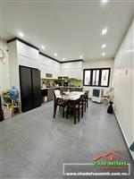 Bán Nhà 4 tầng , mặt đường Bùi Viện , gần bến xe Vĩnh Niệm 