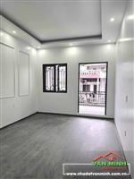 - Bán Nhà Mặt Đường 3,5 tầng tại Phố Nguyễn Hữu Tuệ (Phố Cấm - Lê Lợi) - Hải Phòng - Vỉa hè ( oto đỗ cửa hay vào nhà được) Ki