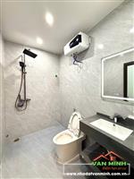 Bán Căn Nhà Sân Cổng Ngay Hồ Sen- Chợ Hàng