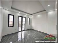 Nhà đẹp Hồ Sen- ô tô đố cửa
