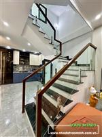 Bán nhà xinh sân cổng phố Nguyễn Công Hoà - Lê Chân - HP