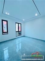 Nhà 3 tầng xây mới hiện đại tại Đồng Hoà - 42m2 - Tây Tứ trạch