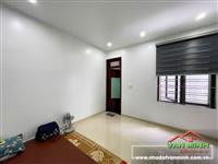 - Nhà 5 tầng thang máy Văn Cao - Diện tích: 61m2  - Công năng sử dụng: 5 ngủ 6 wc, phòng khách, bếp, phòng thờ, sân phơi, gar