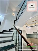 Bán nhà đẹp xây mới phố Hồ Sen, Lê Chân, HP