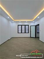 - Bán nhà Miếu Hai Xã gần Hồ Sen sân cổng riêng.  