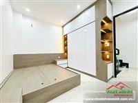 - Nhà đẹp phố sầm uất nhất đường Lạch Tray