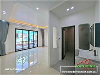 - Ôtô vào nhà diện tích 62m2 ngang 5m. - Đường rộng khu phân lô Aeon Thiên Lôi. 