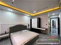 - Nhà 5 tầng thang máy tuyến 2 Trung Lực. 