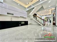 Bán nhà đẹp sân cổng phố Miếu Hai Xã, Lê Chân, Hải Phòng