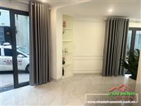 Mặt đường Nguyễn Tường Loan