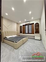 Bán Nhà 4 tầng thang máy , Tại Chợ Hàng Thông Hồ Sen oto đỗ cửa 