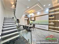 - Nhà Phố Tô hiệu thông Cát Cụt - Trần Nguyên Hãn  - 50m x 4 tầng mái bằng , lô góc thoáng mát. - 4 ngủ , 3vs , phòng thờ, sâ