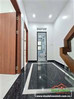 Bán Dãy Nhà Cao Cấp Sau Mặt Đường Đà Nẵng