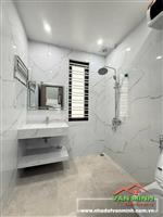 Mặt ngõ Hồ Sen- xây mới - lô góc