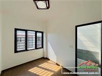 Nhà xây mới Thiên Lôi- ô tô đỗ ngày đêm 24/24 