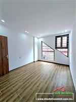 Bán nhà 52m2 xây 4 tầng độc lập có Sân cổng riêng, ô tô đỗ miễn phí!   