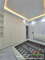 - Bán nhà Hồ Sen sân cổng riêng rộng + full nội thất. 