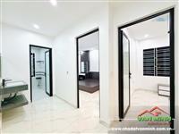 - Nhà đẹp phố sầm uất nhất đường Lạch Tray