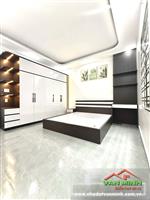 - Bán nhà 67m² - độc lập - sân cổng rộng rãi.  