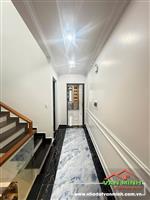 - Nhà mặt ngõ nông phố Trần Nguyên Hãn Lê chân.