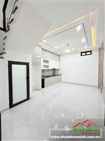 - Nhà mới xây 4 tầng độc lập Aeon Mall - cách mặt đường chỉ 10m 