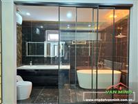 - Bán nhà tuyến 2 Đường Thiên Lôi  Hải Phòng  - Diện tích: 141m² xây 4 tầng. - Sân cổng để ô tô. Sân vườn cây sau nhà Hồ Cá. 