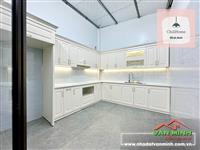 Bán nhà sân cổng 91m2 phố Chợ Hàng - Hồ Sen, Lê Chân, Hải Phòng