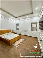 Bán Nhà 4 tầng , mặt đường Bùi Viện , gần bến xe Vĩnh Niệm 