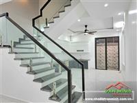 - Bán 5 căn nhà Bắc Sơn An Dương Hải Phòng  - Ôtô vào nhà Hướng Nam và Bắc  - Vị trí sau nhà mặt đường. Cạnh chợ và trường 