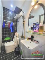 - Nhà 3 tầng gốc dân ngõ 280 Trần Nguyên Hãn -