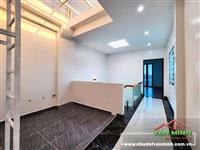Nhà lô góc xây mới độc lập có sân cổng riêng tại Miếu Hai Xã gần Hồ Sen, 60m2 x 4 tầng. 
