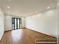 Bán nhà Đông An 4 tầng THANG MÁY sân cổng riêng