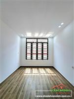 Bán nhà 52m2 xây 4 tầng độc lập có Sân cổng riêng, ô tô đỗ miễn phí!   