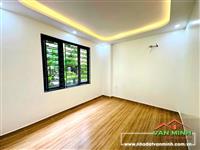Bán nhà Miếu Hai Xã oto đỗ sát nhà