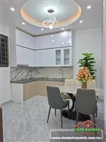 - Đường Hồ Sen Lê Chân nhà cách đường 20m. 