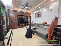 Bán nhà Lạch Tray có sân cổng riêng oto đỗ trước cửa