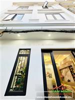 Nhà mới 4 tầng 169 Trần Nguyên Hãn